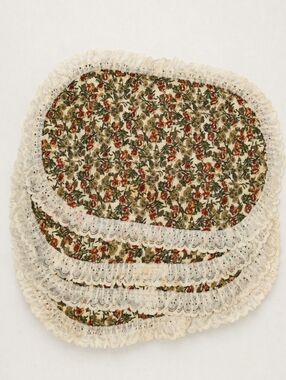 Vintage Floral Lace Quilted Placemats Set Oval Cottage Core Farmhouse